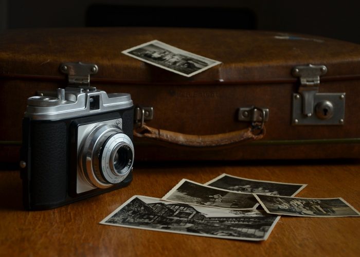 Gammal kamera resväska