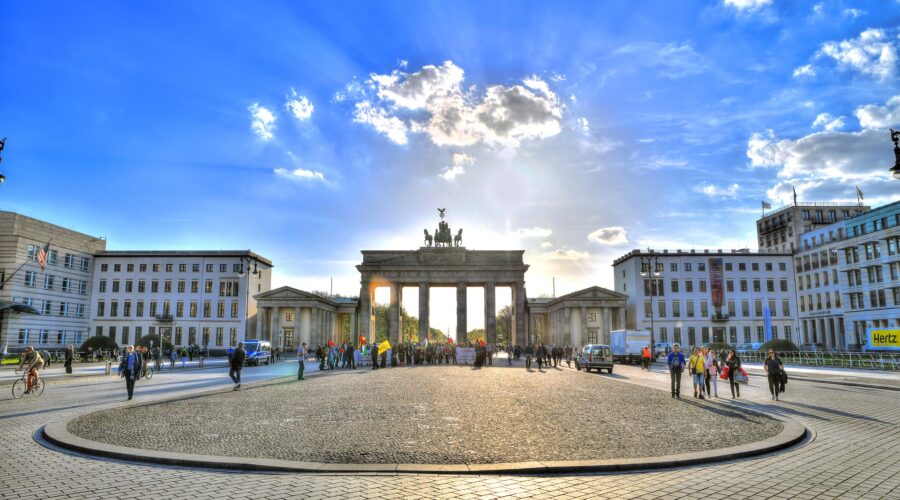 Brandenburg Tor himmel Under den Linden Berlin Tyskland Brandenburg Tor himmel Under den Linden Berlin Tyskland
